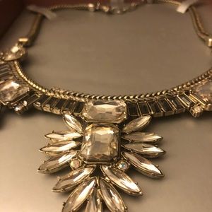 ✨RARE✨Juliana Rancic crystal statement necklace.